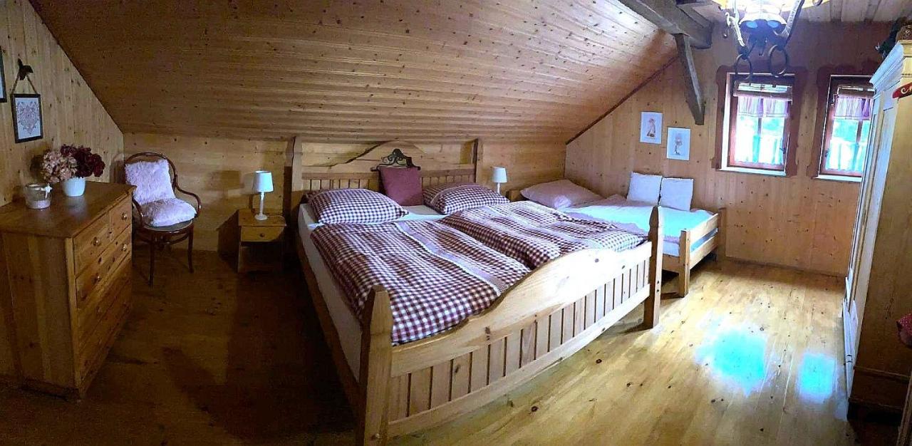 Chaloupka Kralovstvi *